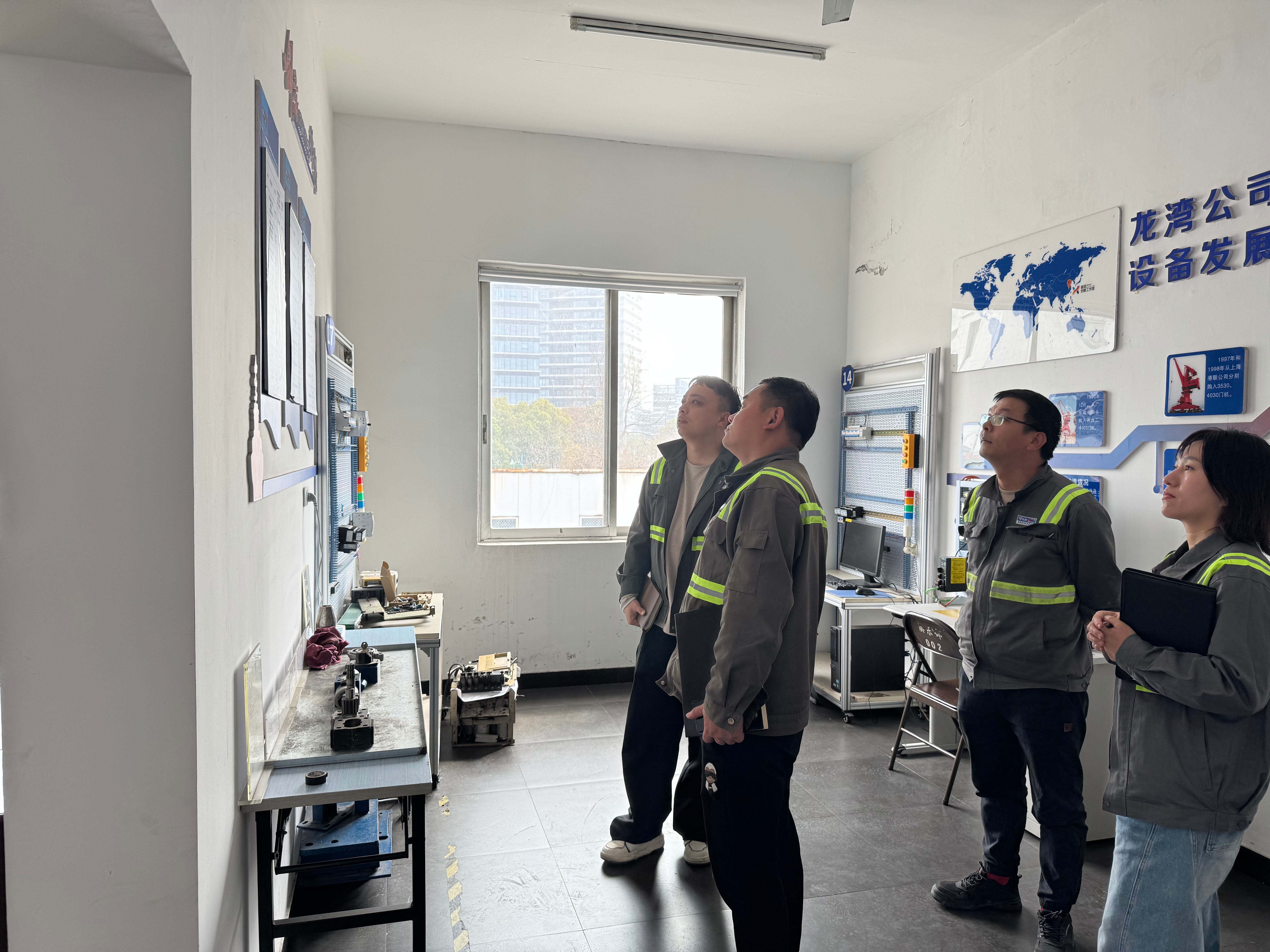 龙湾公司领导开展班组专题调研